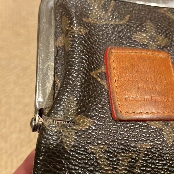Louis Vuitton Brown Monogram Men's Bag - Picture 8 of 8